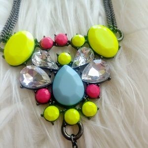 Women's necklace